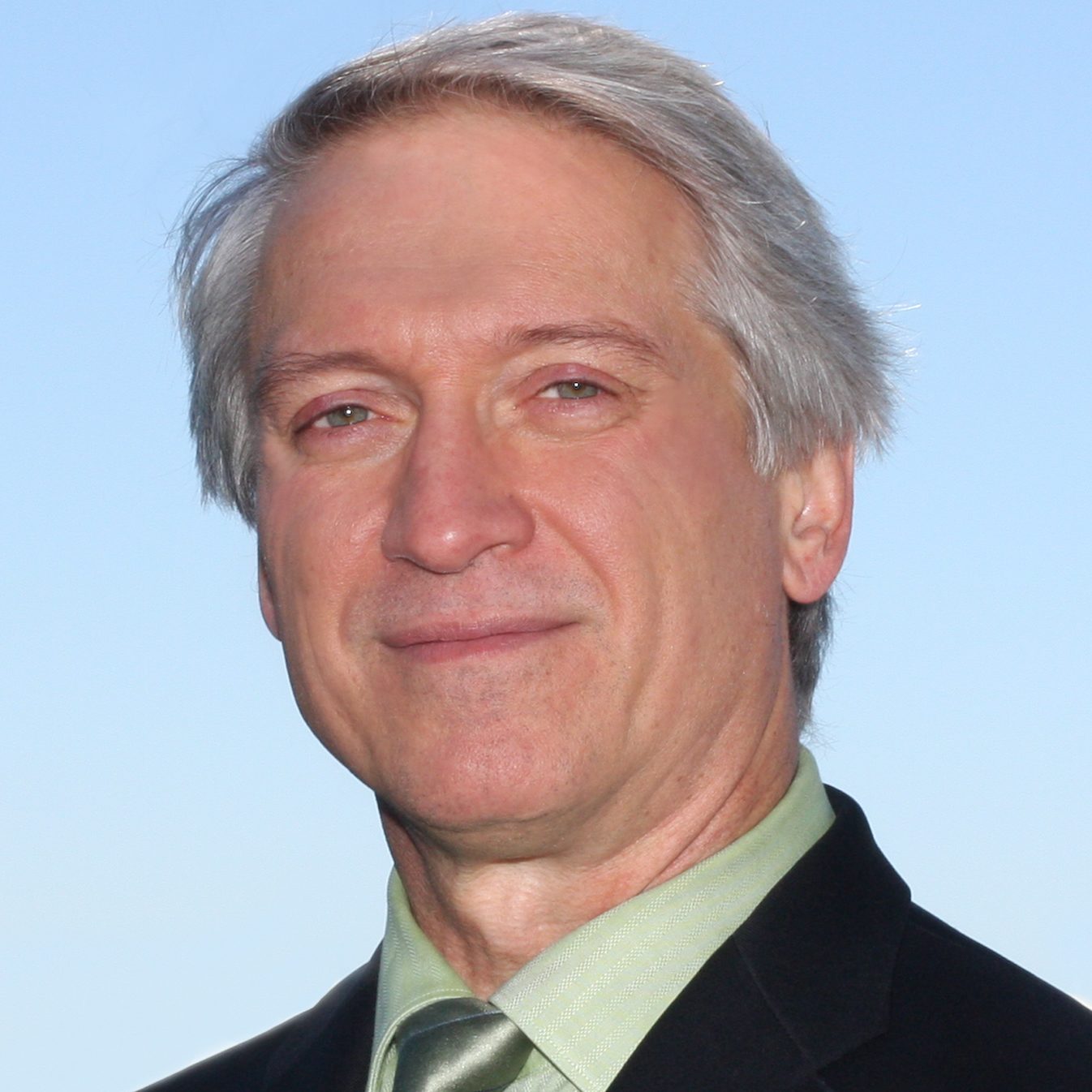 DR. STEPHEN HINSHAW | Renowned mental health expert with expertise in clinical and developmental psychology, neuroscience, and stigma